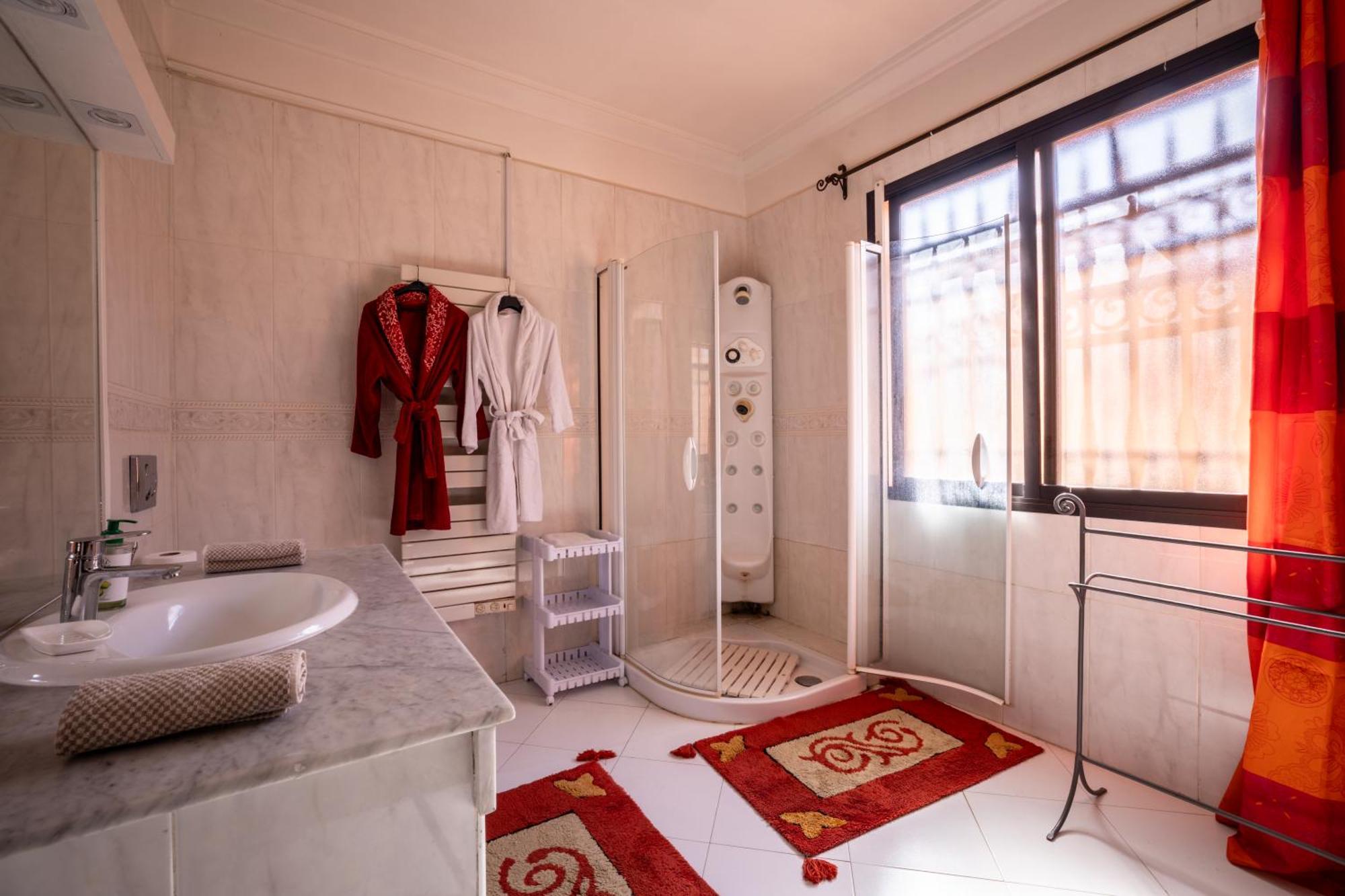 Villa Exclusive Sabah 10 Minutes Du Centre Avec Piscine Privee Маракеш Екстериор снимка